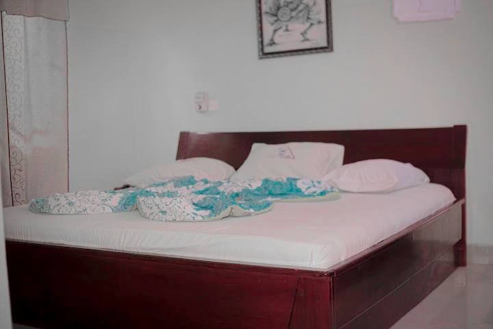 Deluxe room at Western VIP Hotel