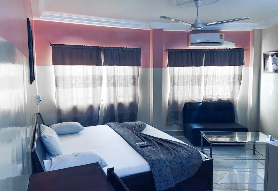 Elite Rooms at Western VIP Hotel